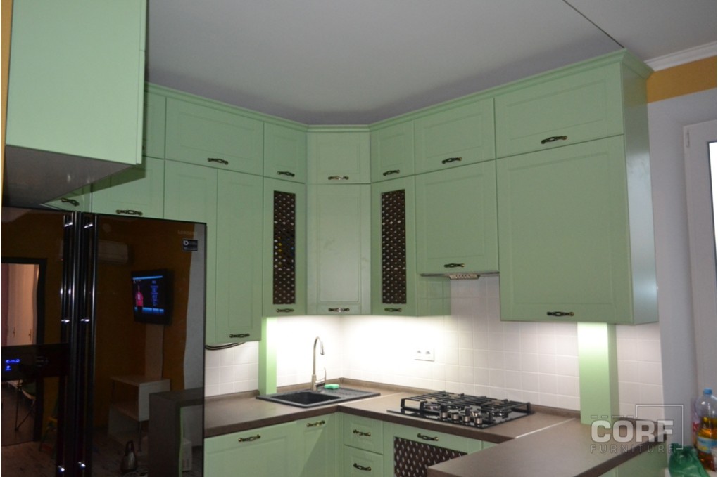 
                                Зелена кухня в стилі прованс на заказ