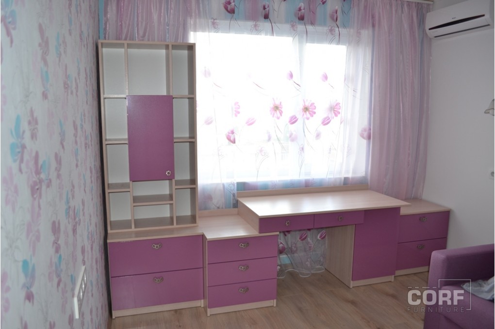 
                            Розовая детская комната на заказ